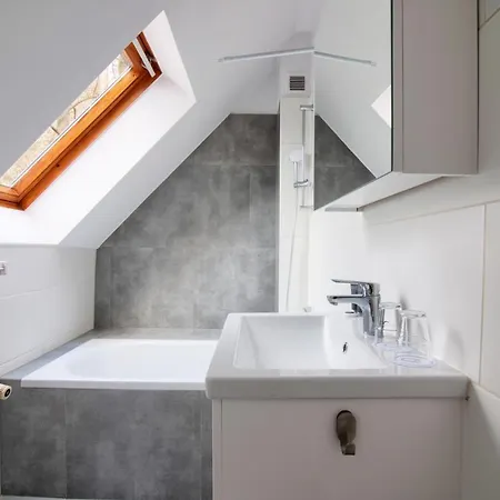 In - Floriana Ξενοδοχείο *